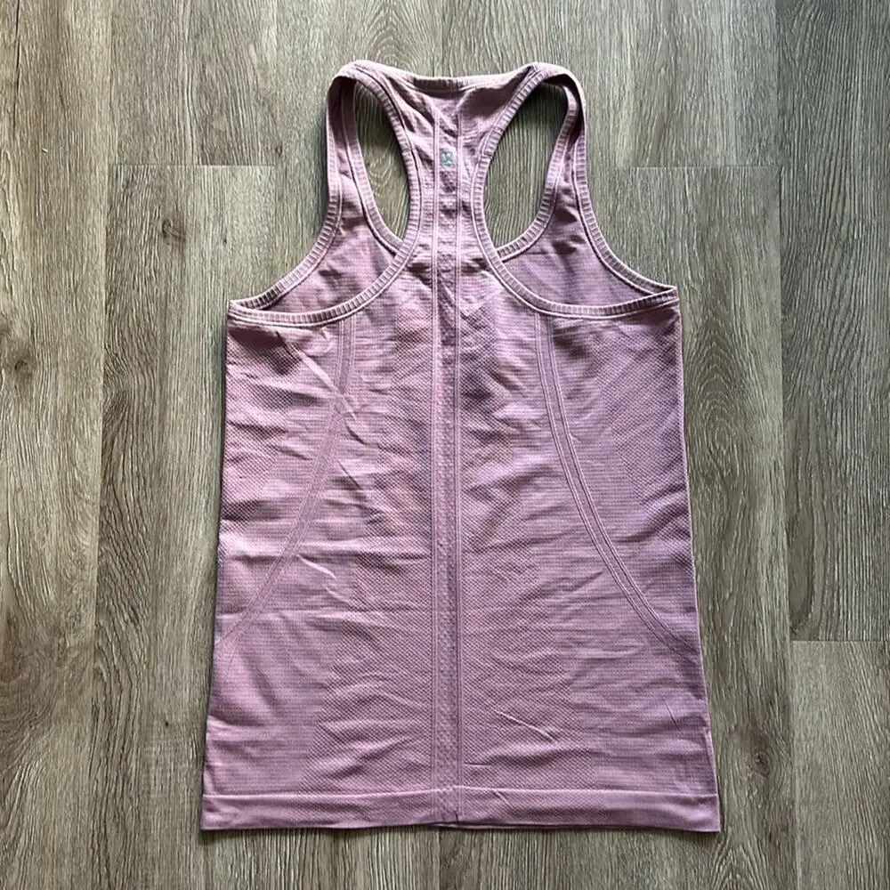 Lululemon Swiftly Tech Racerback Tank Top‎ Lilac Quartz Size 8 Lightweight